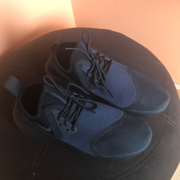 Nike | Shoes | Nike Vt2 Tennis Shoes Navy Sz 5 | Poshmark